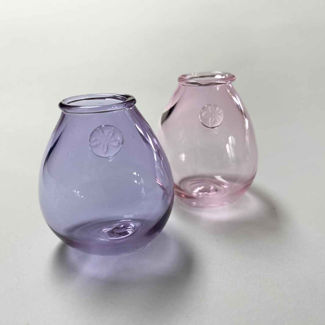 Wearing-Glass-Bud-Vases-Lilac-Pink