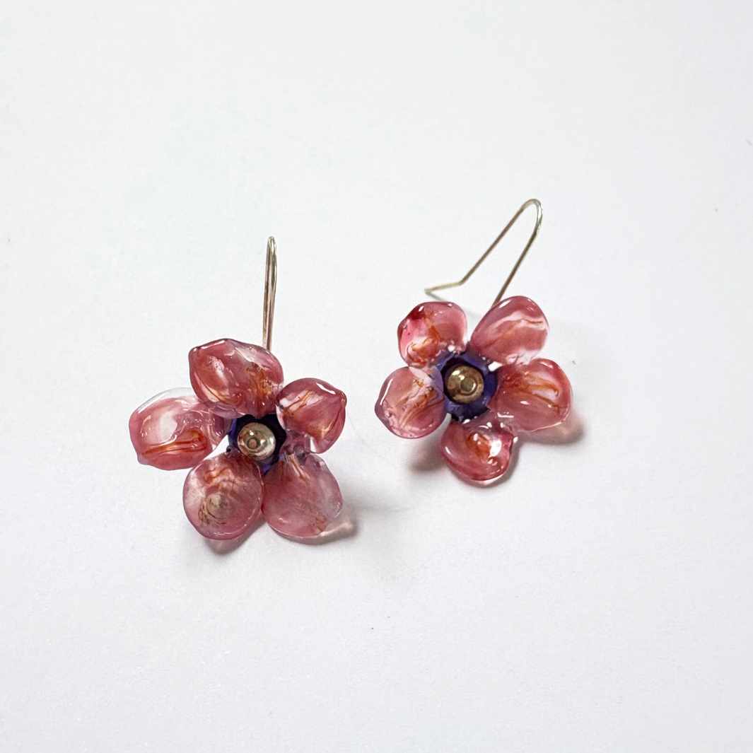 Wearing Glass | Flower Earrings