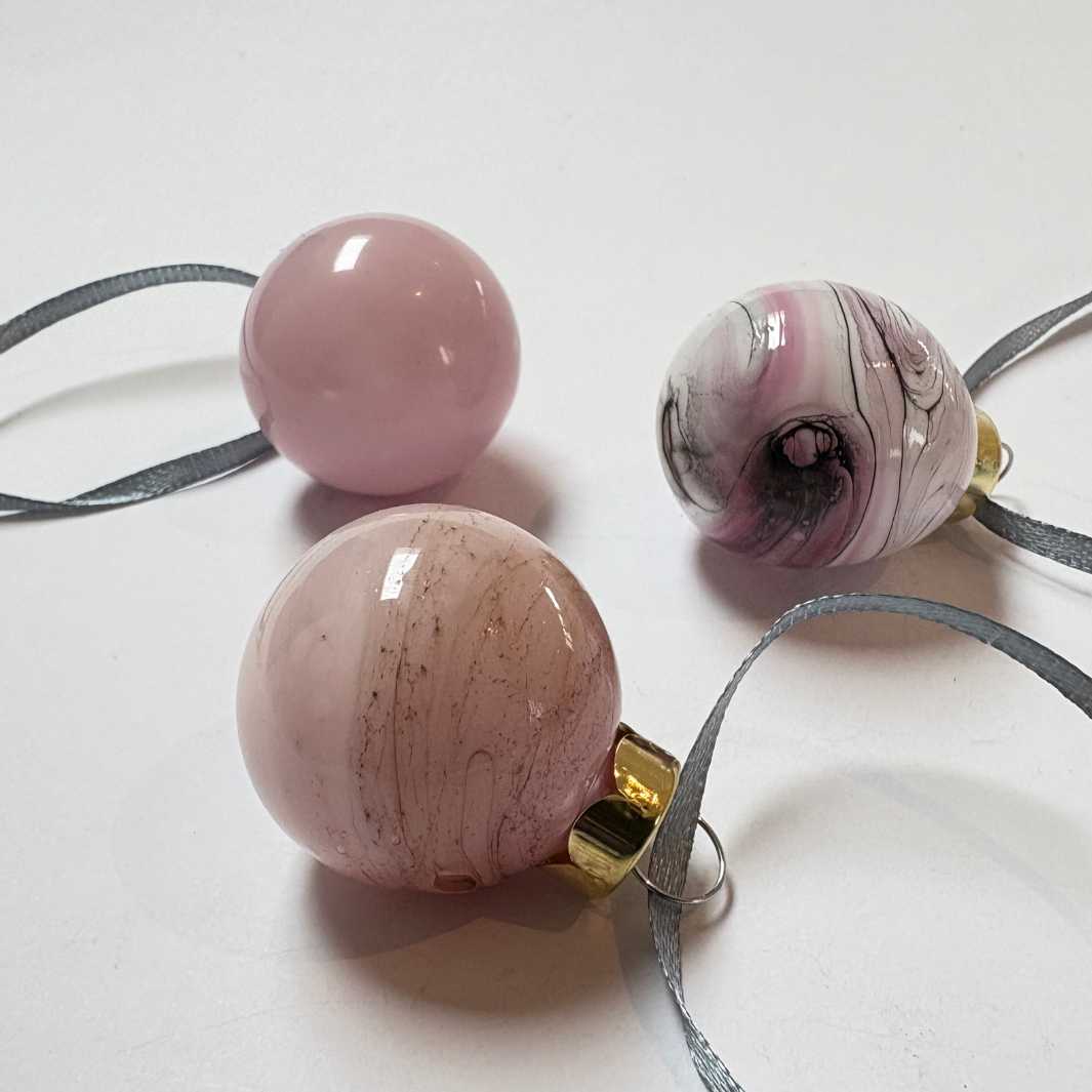 Wearing Glass | Zero Waste | Christmas Bauble