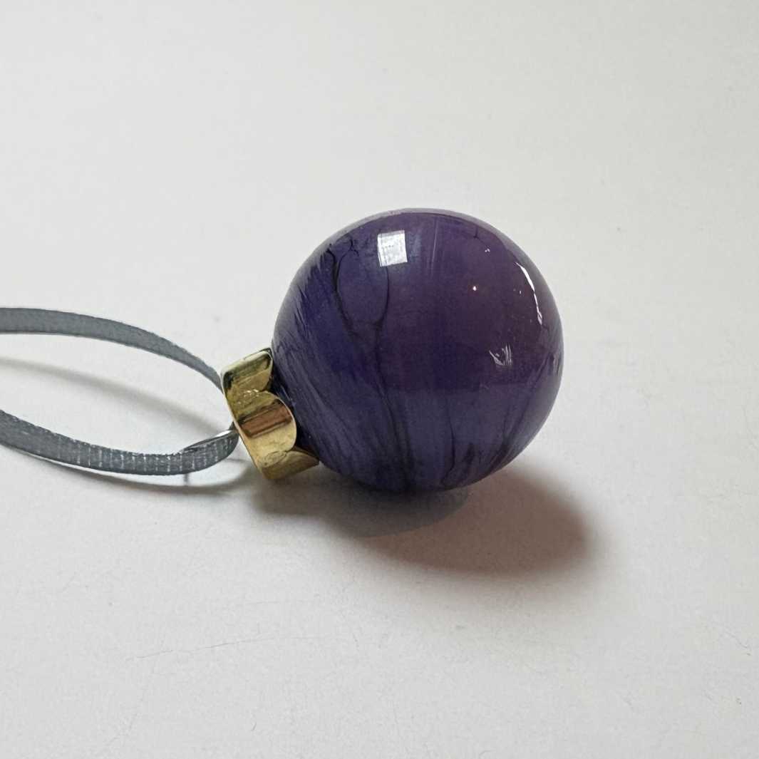 Wearing Glass | Zero Waste | Christmas Bauble