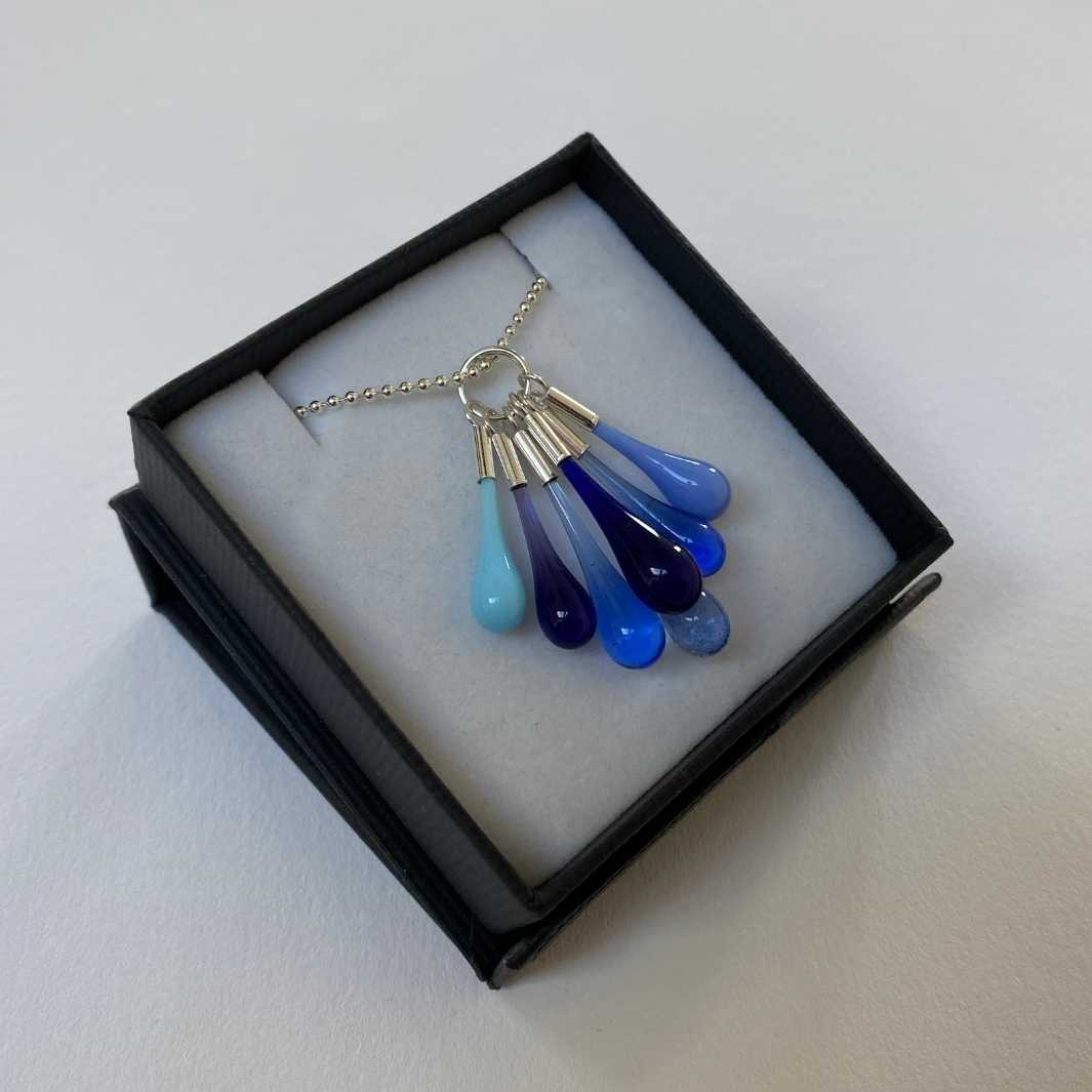 Droplet Cluster Pendant - Wearing Glass