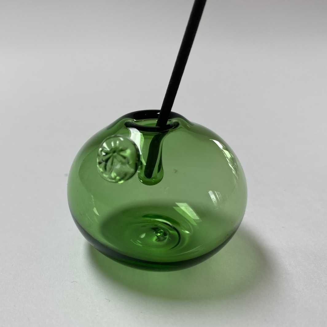Incense Bubble | Green | Wearing Glass