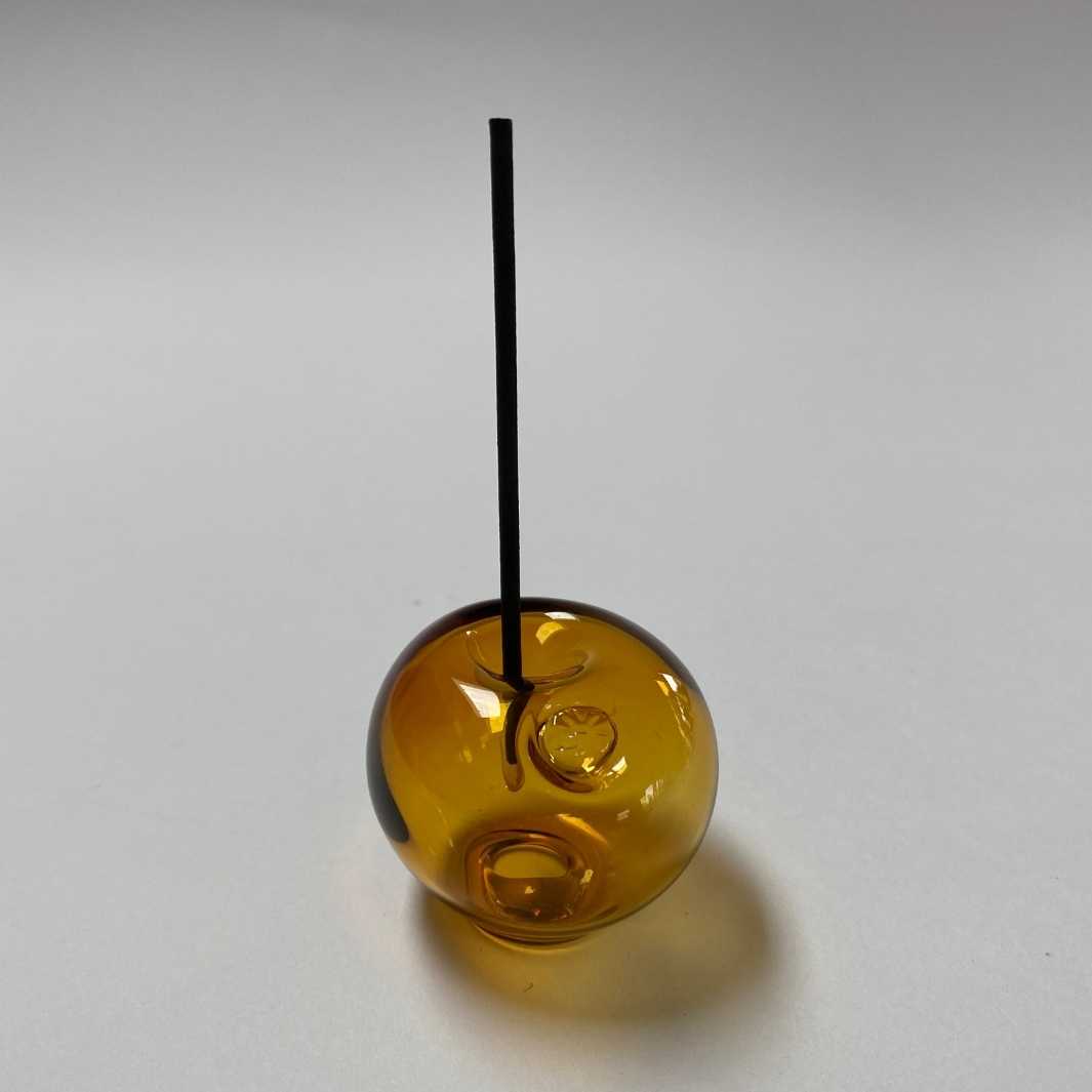Incense Bubble | Amber | Wearing Glass
